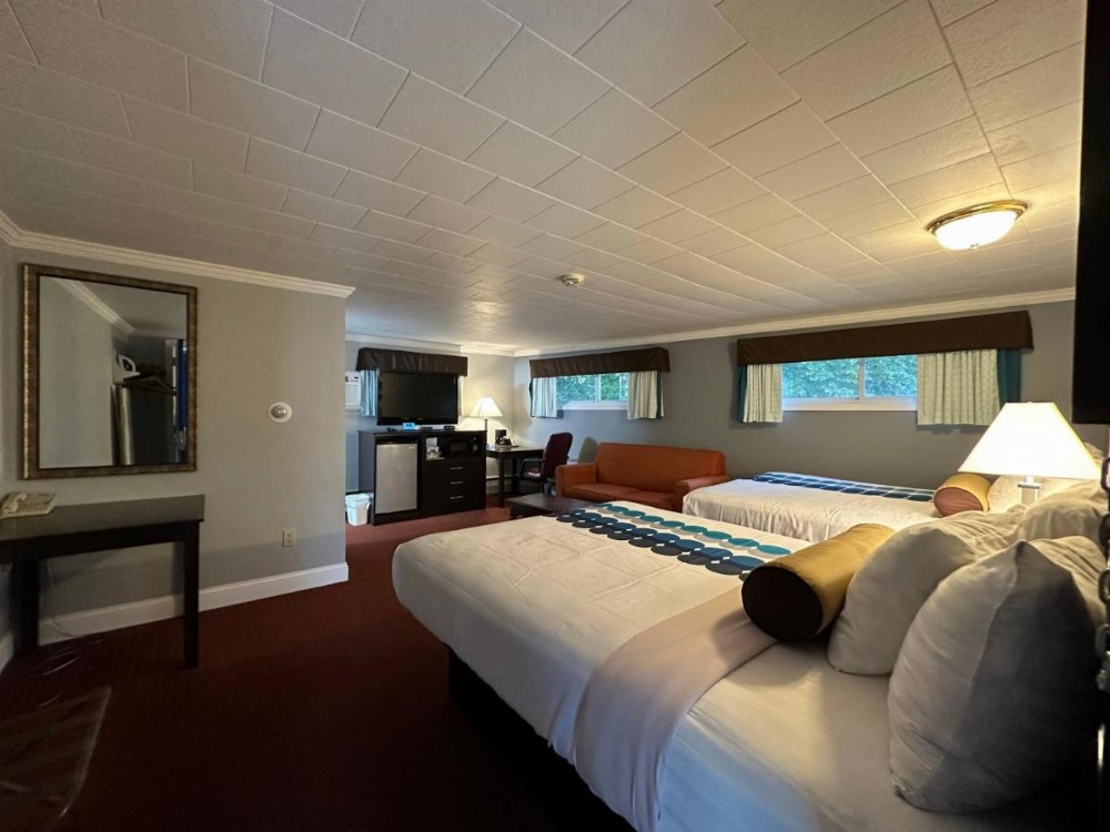 Room image 5